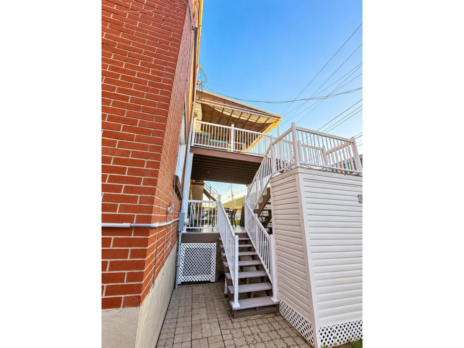 782-784 Rue Maher Property Photo 20