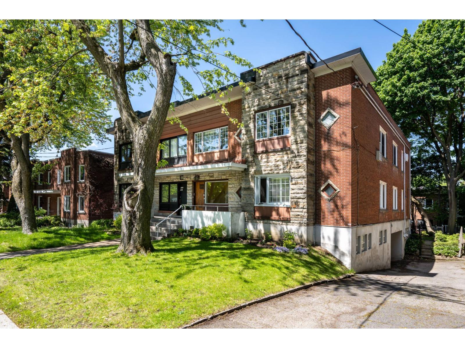 4585 Rue Michel-bibaud Property Photo 1