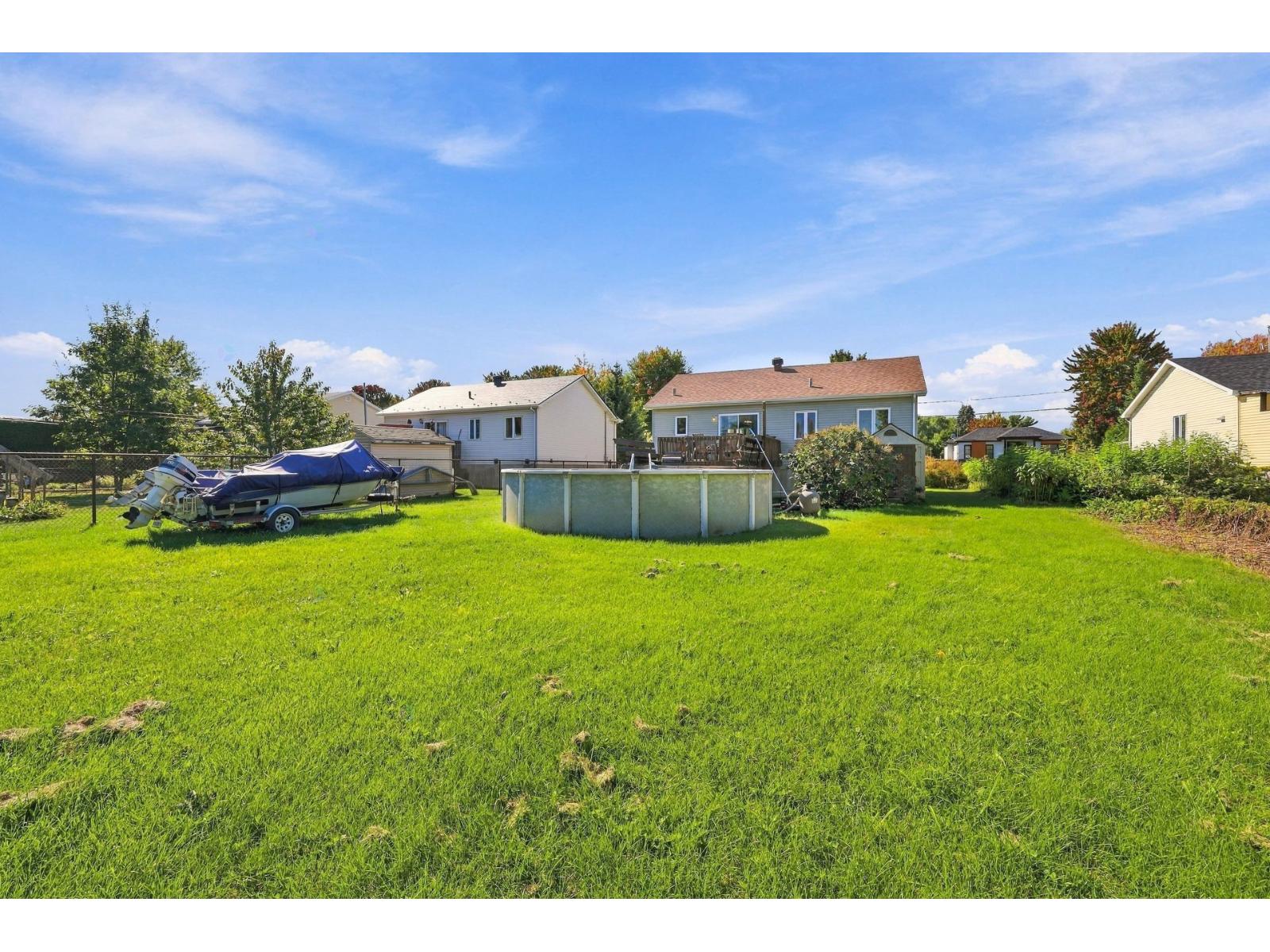 650 Rue Champlain Property Photo 33