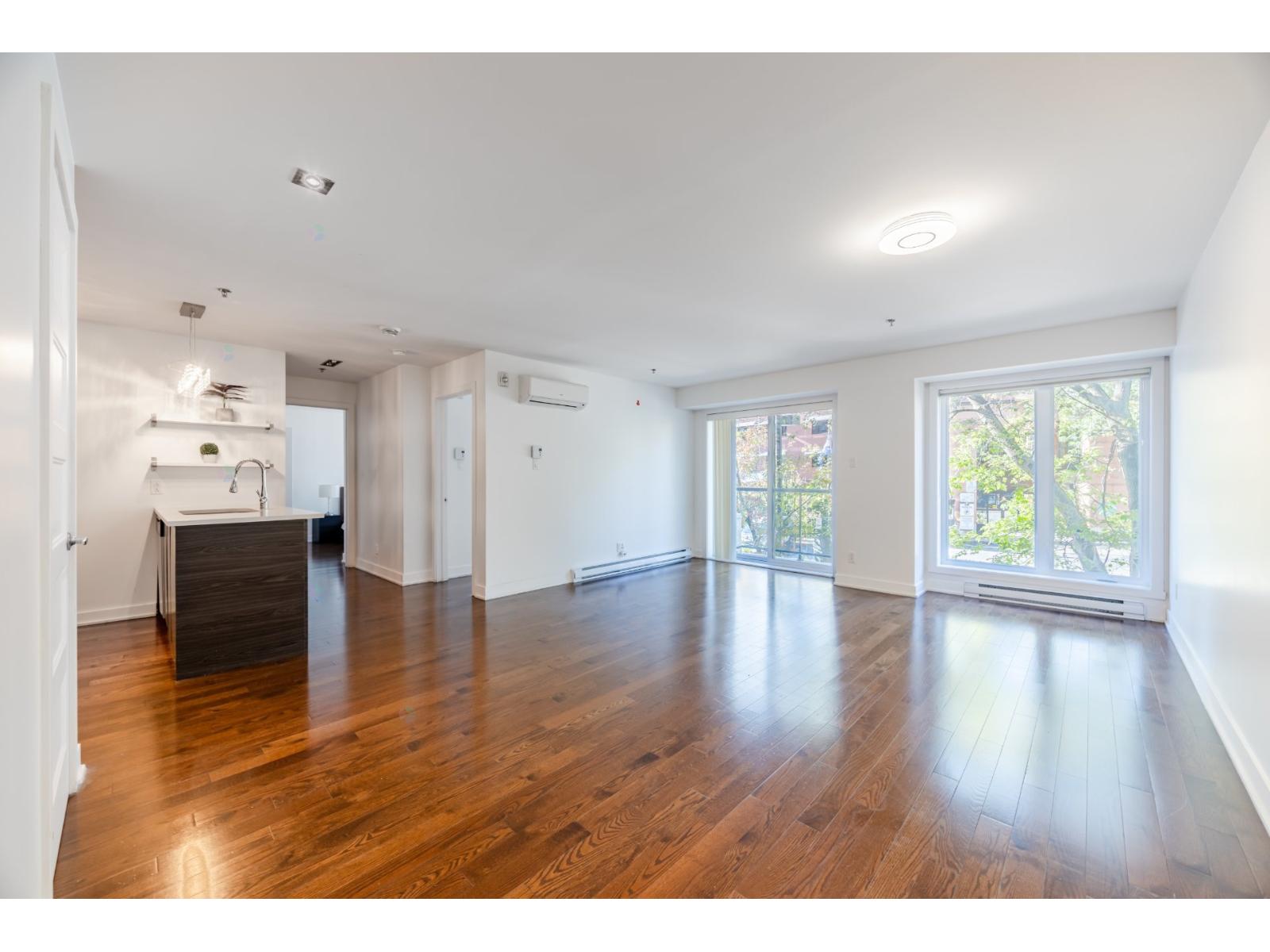 3300 Boul. Cavendish, #207 Property Photo 7