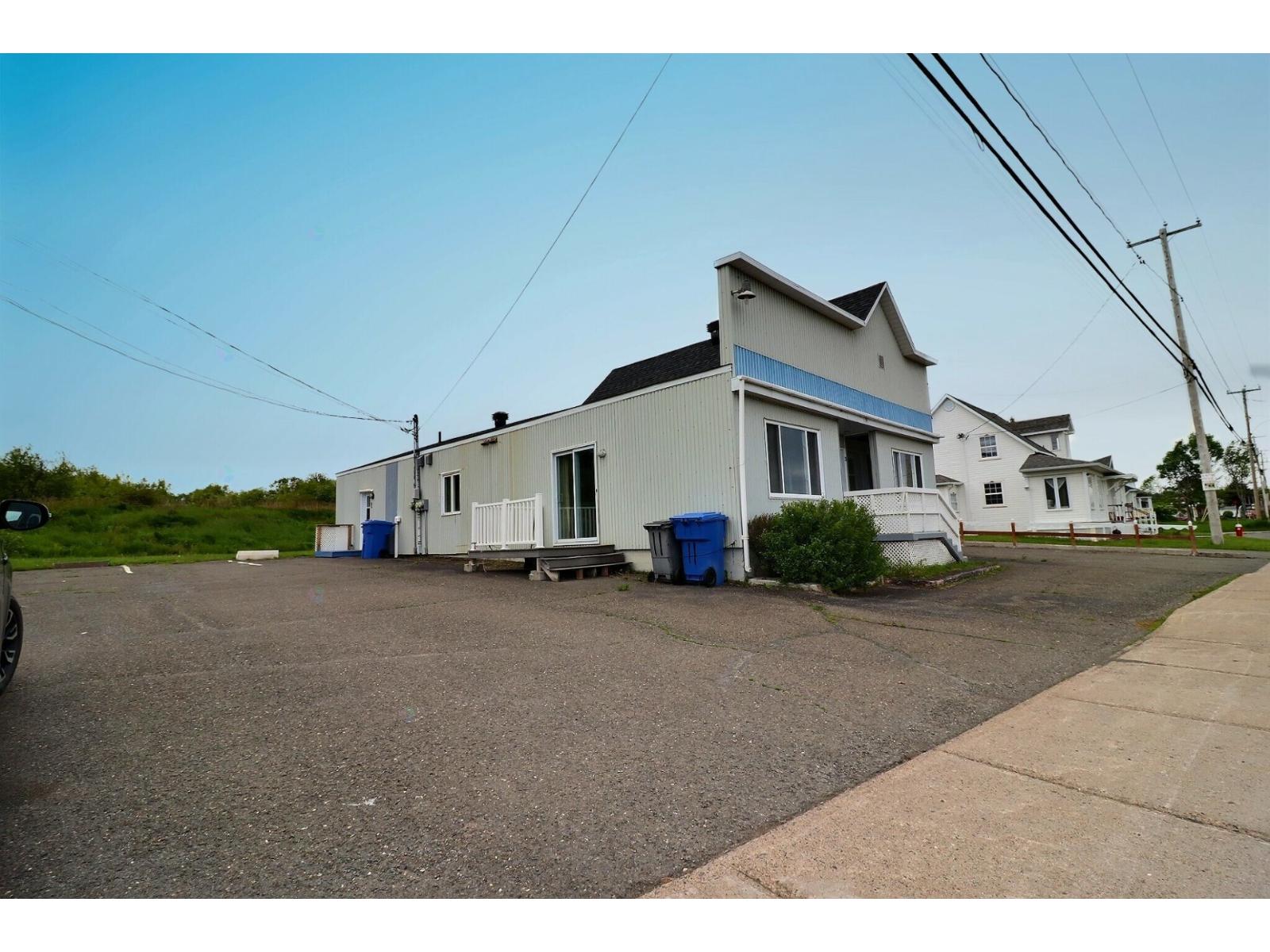 151 Av. Loisel Property Photo 2