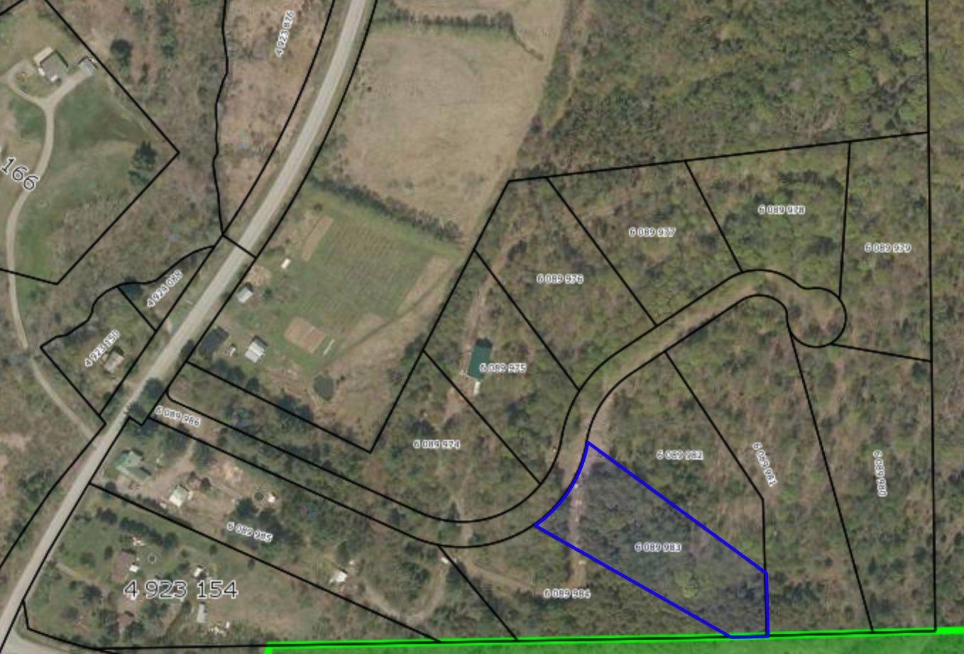 Ch. De Fitch Bay Property Photo 9