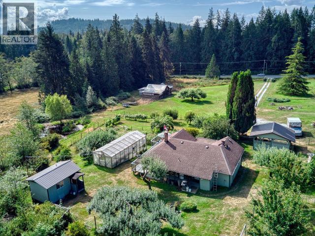 12328 Highway 101 Property Photo 2