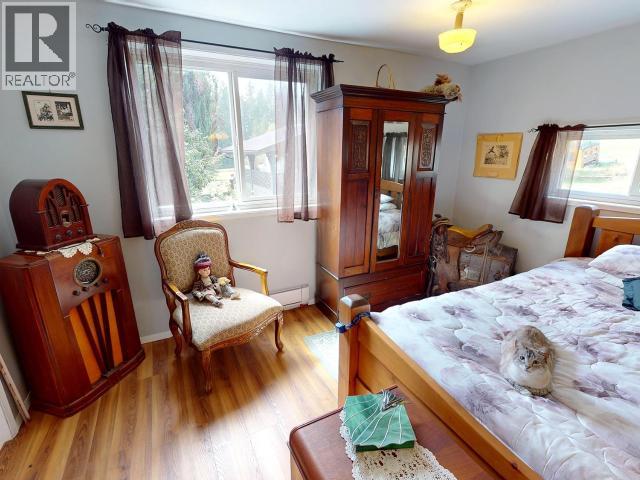12328 Highway 101 Property Photo 13