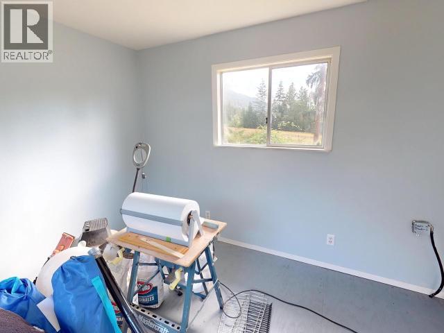 12328 Highway 101 Property Photo 18