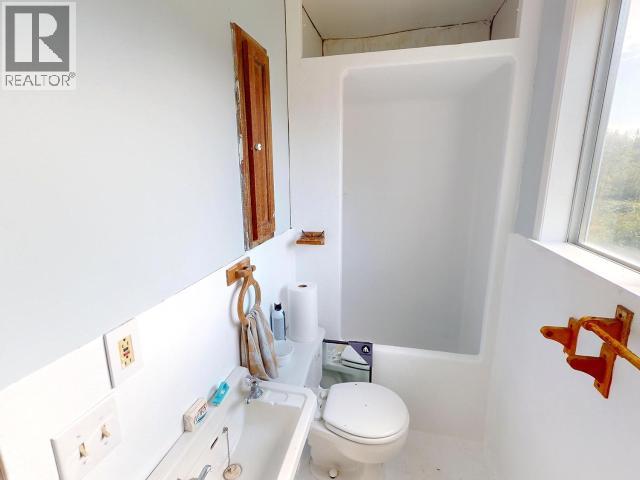12328 Highway 101 Property Photo 19