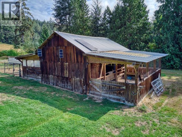 12328 Highway 101 Property Photo 40