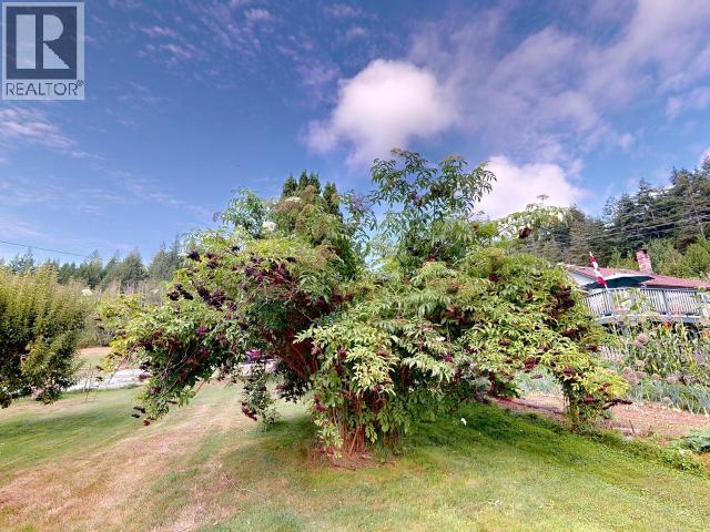 12328 Highway 101 Property Photo 53