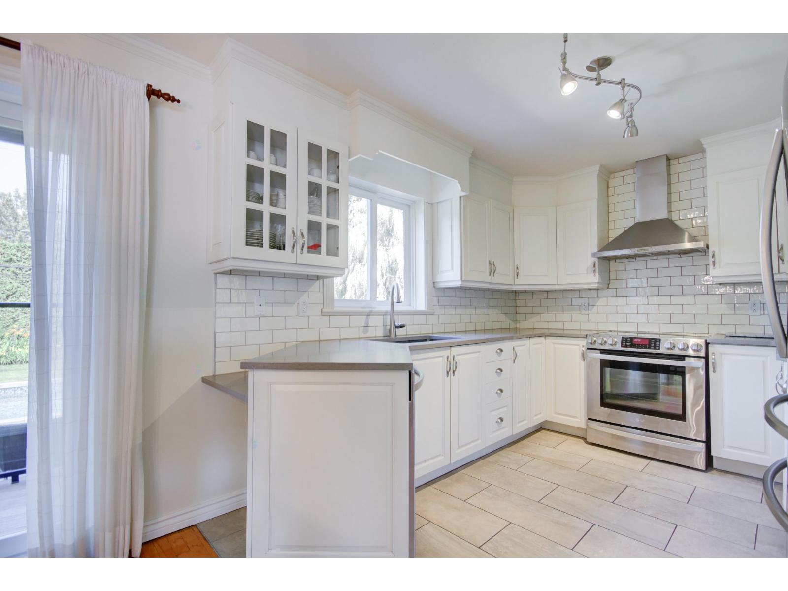 2261 Boul. Des Oiseaux Property Photo 10