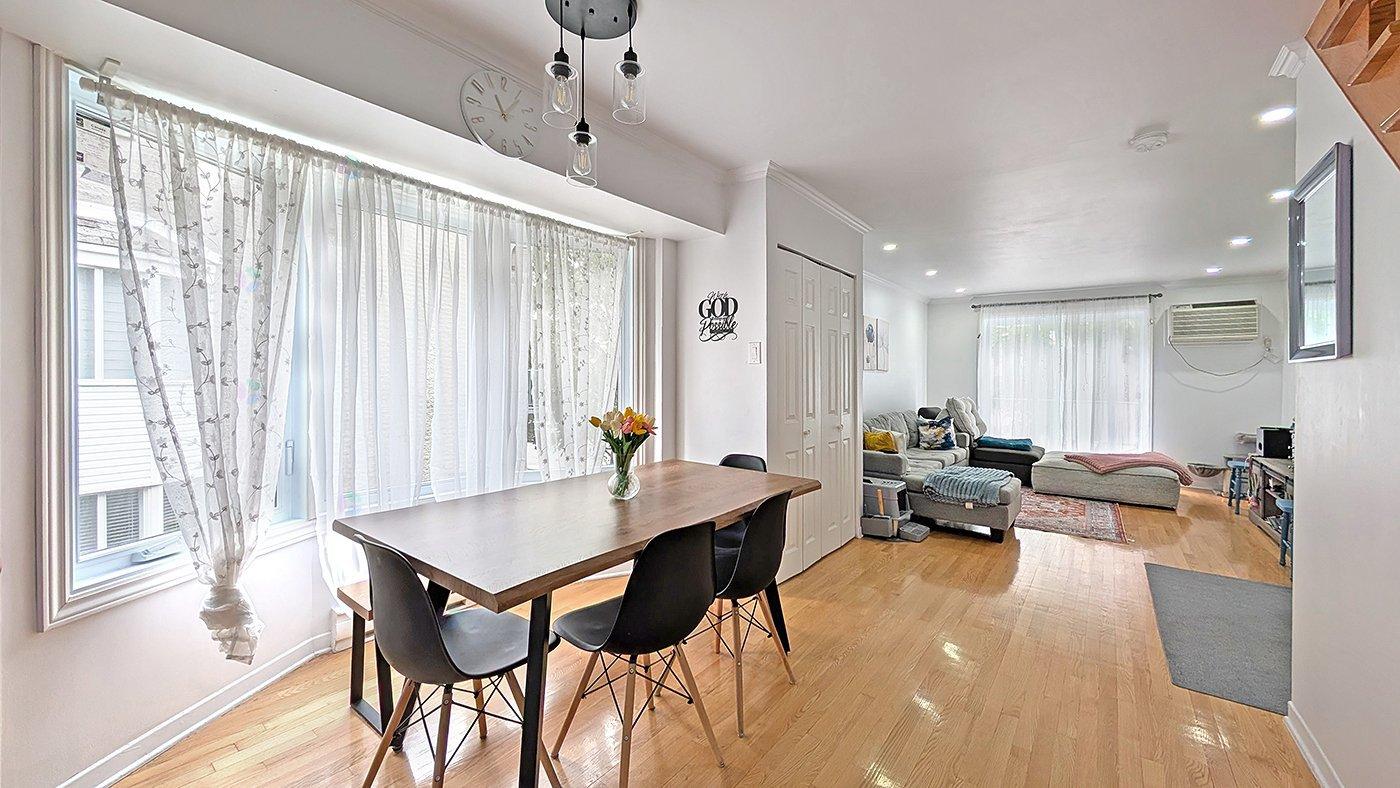 7081 Rue St-zotique E., #203 Property Photo 22
