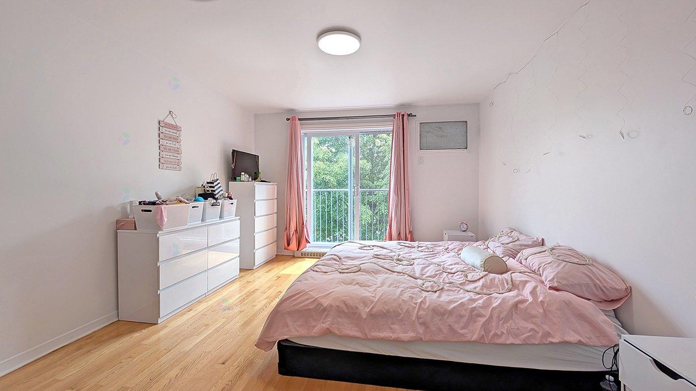 7081 Rue St-zotique E., #203 Property Photo 28