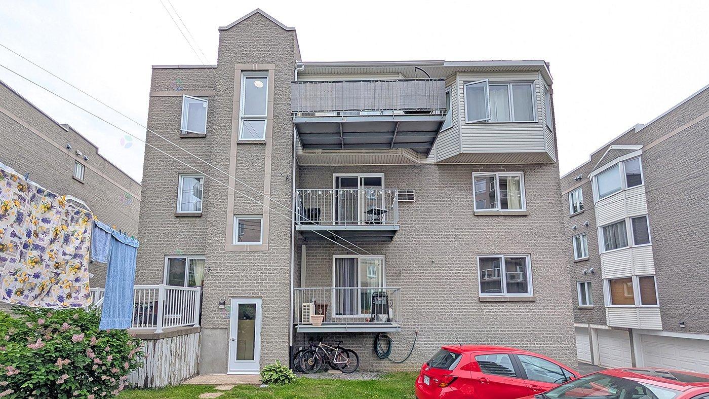 7081 Rue St-zotique E., #203 Property Photo 34
