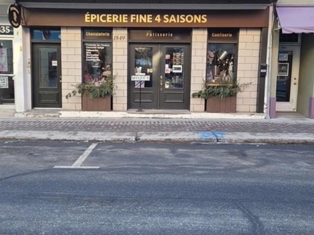 1849C Rue des Cascades O. Property Photo 1