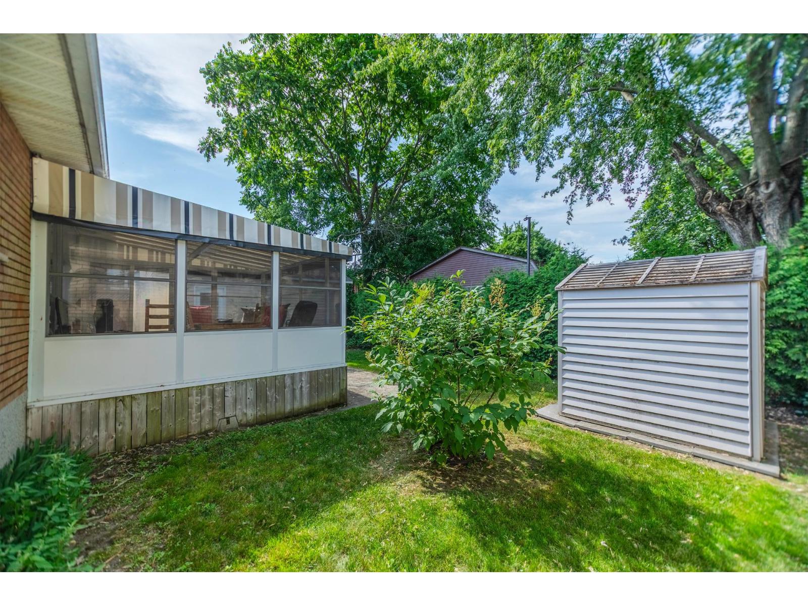 720 Rue Perreault Property Photo 37