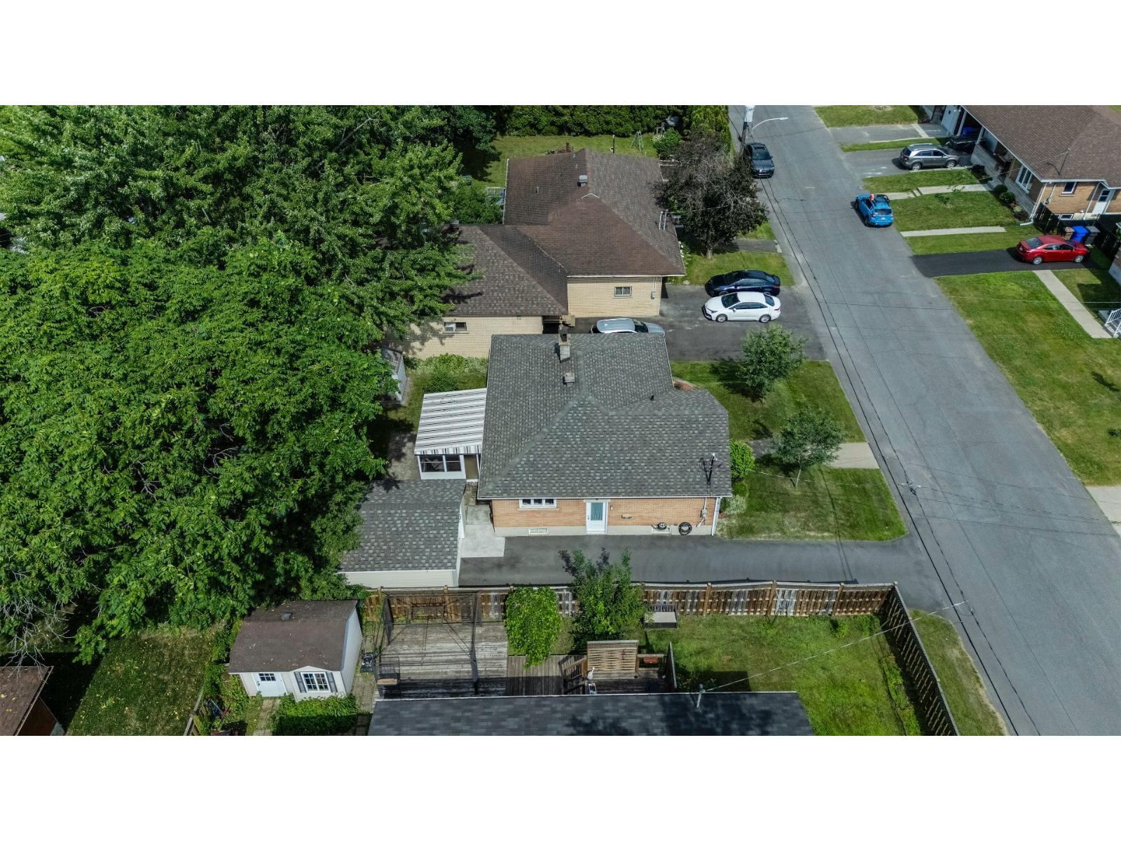 720 Rue Perreault Property Photo 46