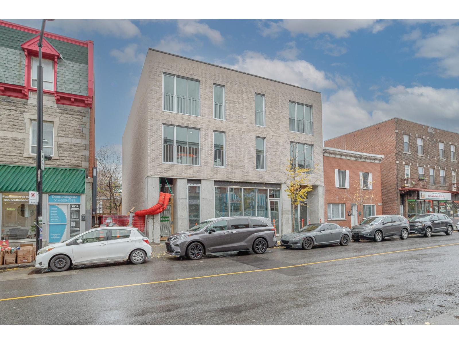 2331 Rue Ontario E. Property Photo 1