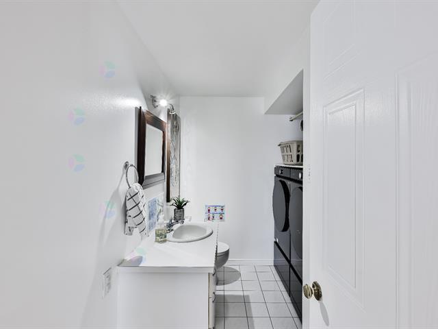 447-455 Place Georges-auclair Property Photo 17