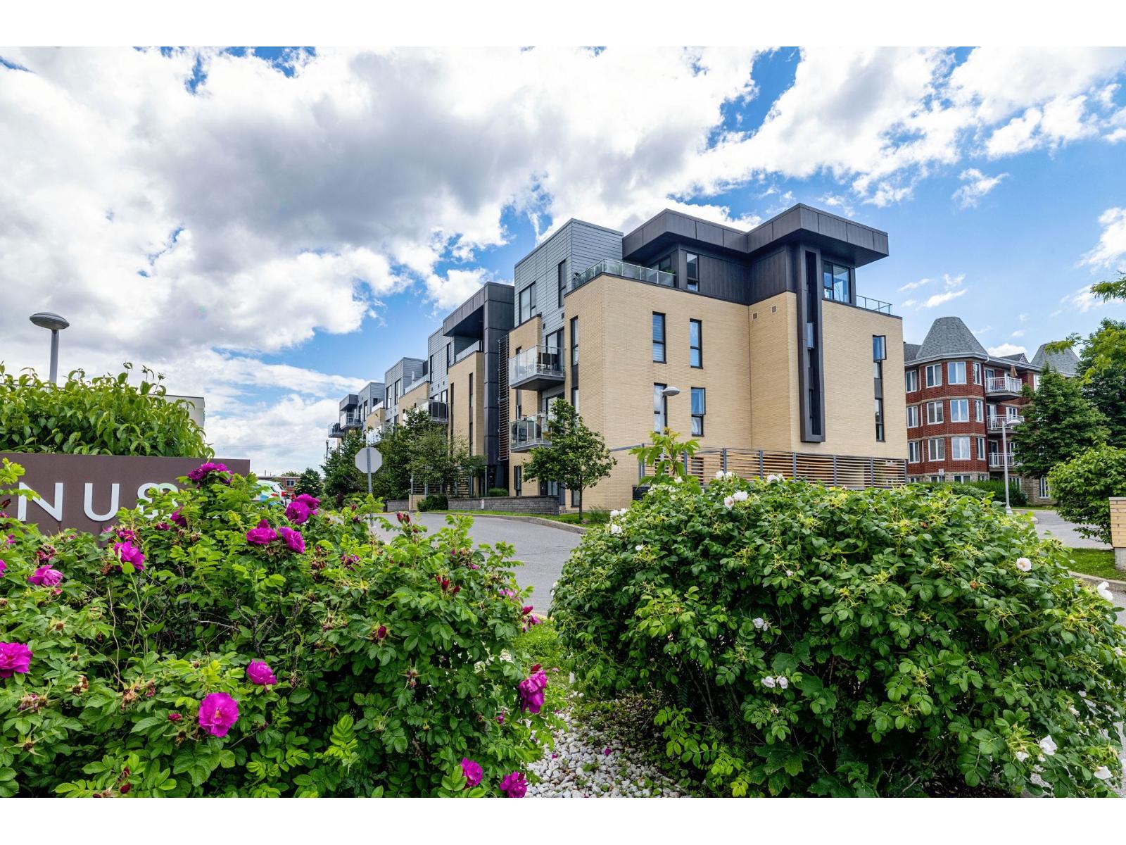 740 32e Avenue, #408