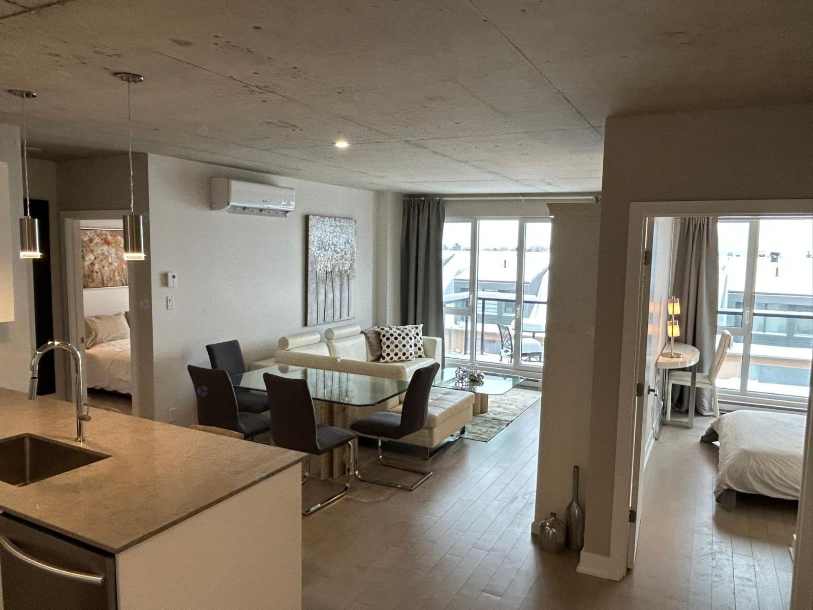 271 Av. De L'Académie, #406