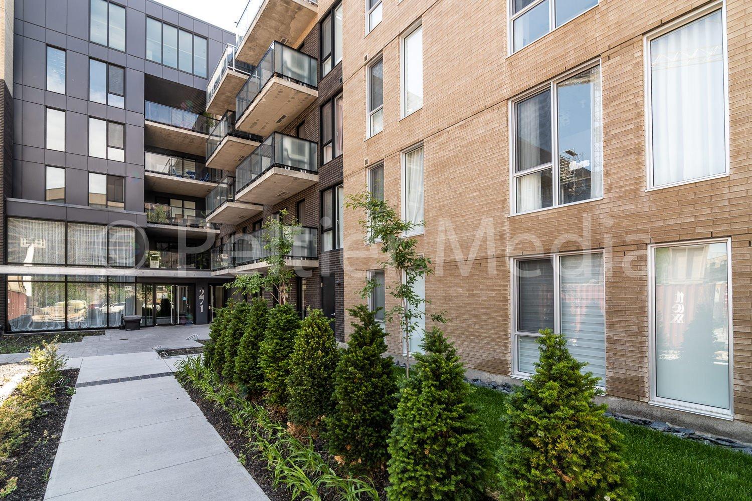 271 Av. De L'académie, #406 Property Photo 23