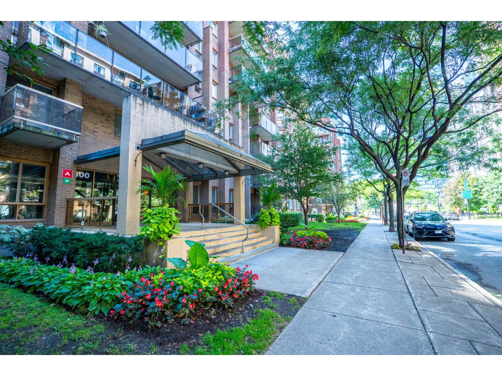 600 Rue De La Montagne, #810 Photo de la propriété 1