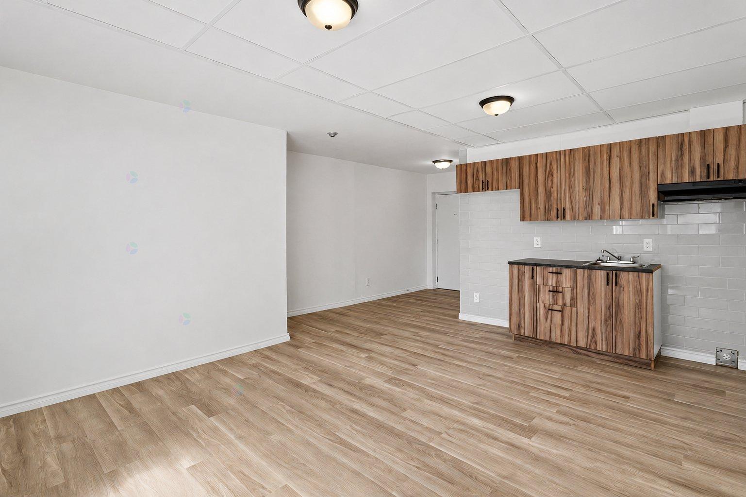 3550 Boul. Perron, #130 Property Photo 3