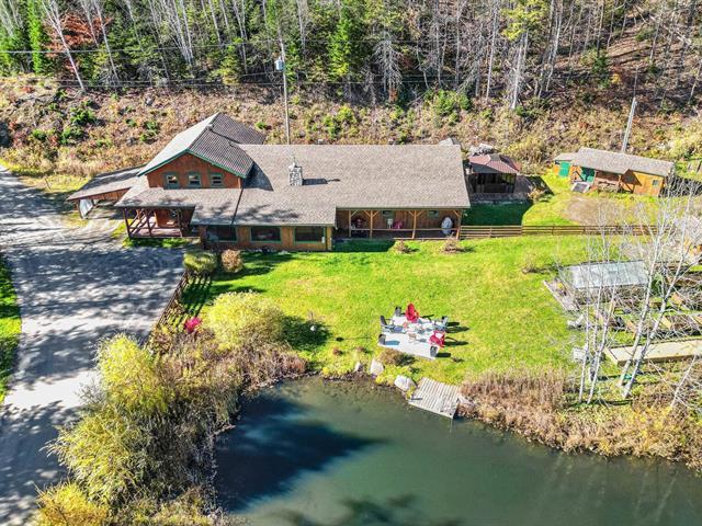 7014 Rue Du Trappeur Property Photo 10