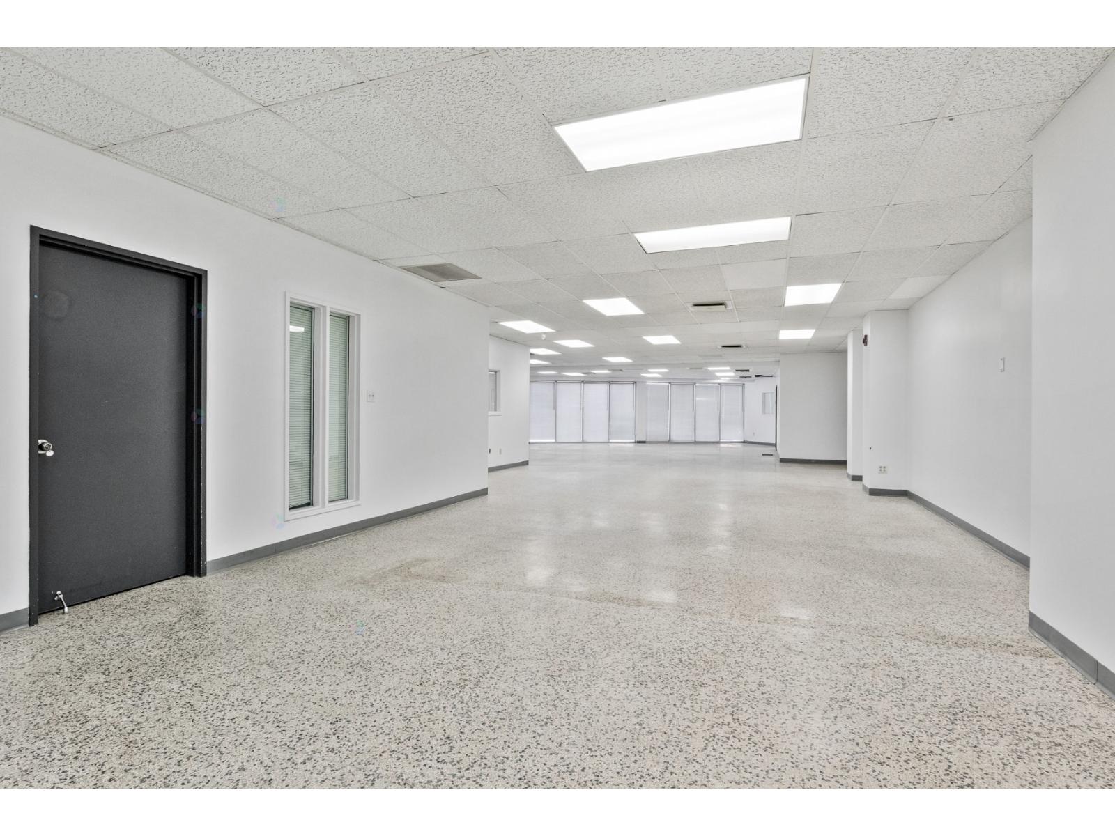 740 Rue Galt O., #010 Property Photo 6