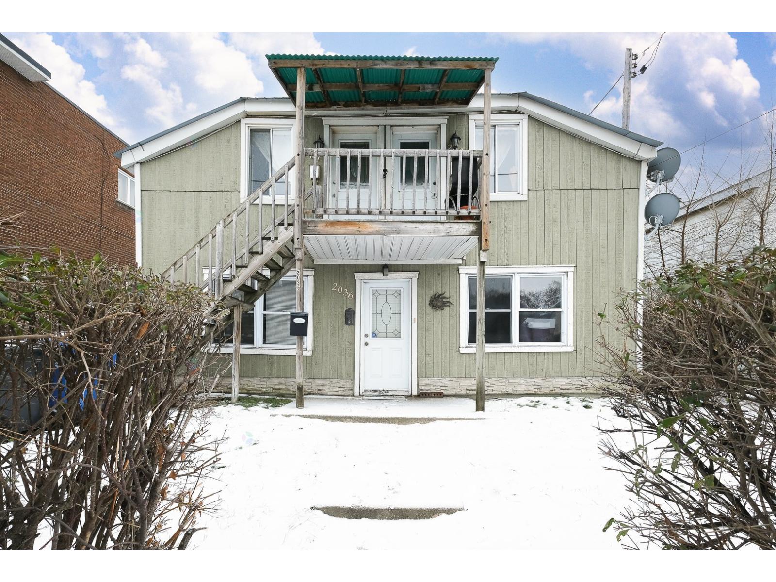 2034-2038 Rue Georges Property Photo 1