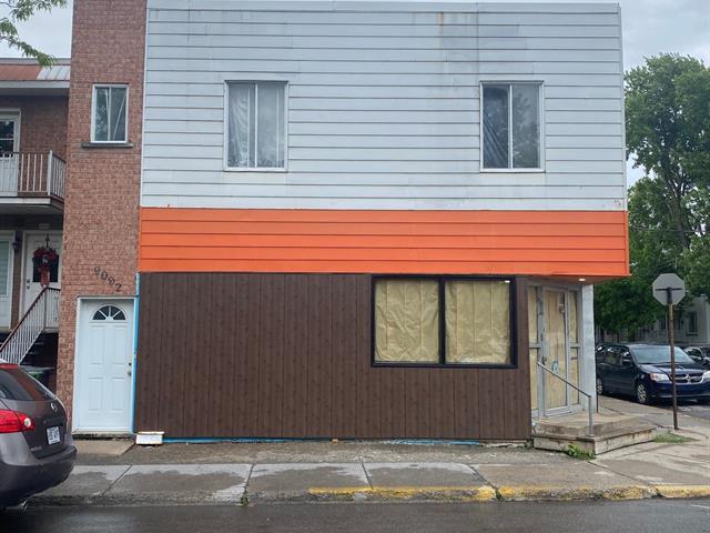 9090z-9092z Av. Pierre-de Coubertin Property Photo 2