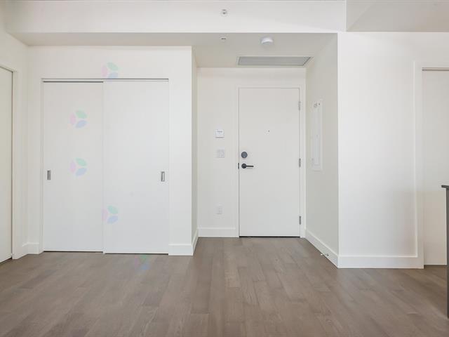 1550 Rue Des Bassins, #704 Property Photo 2