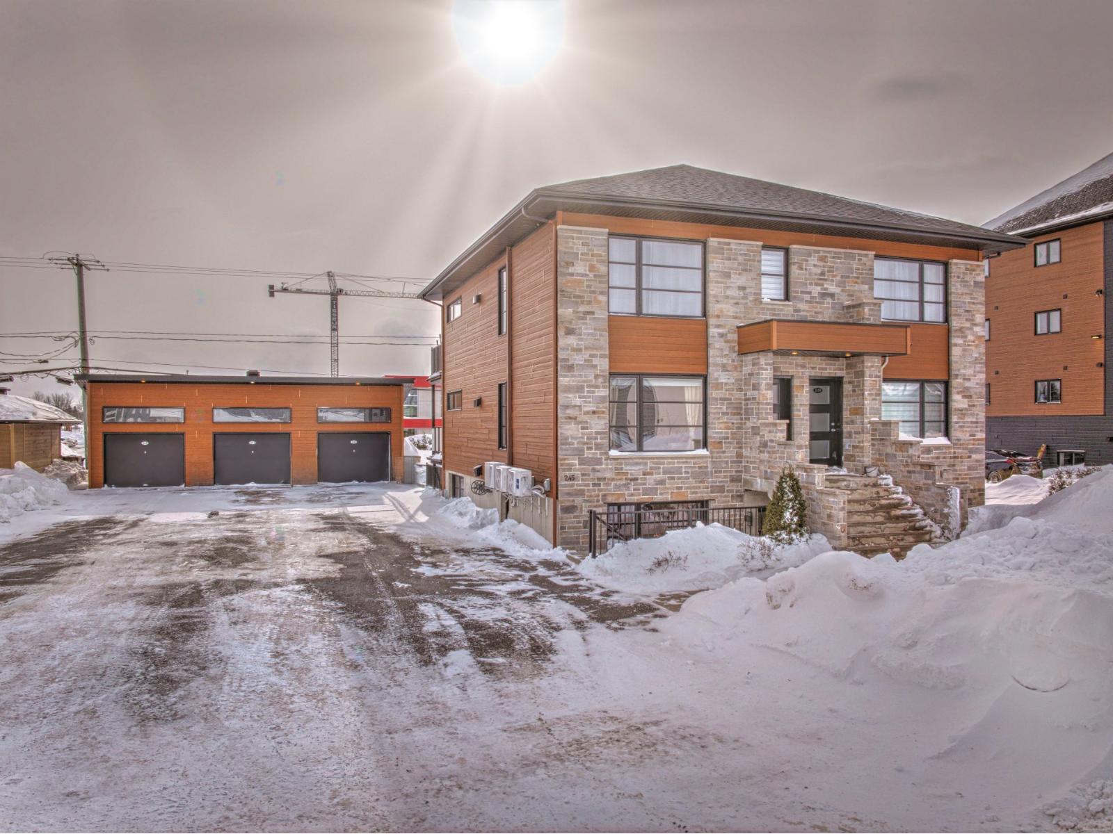 245-249 Rue Des Ormeaux