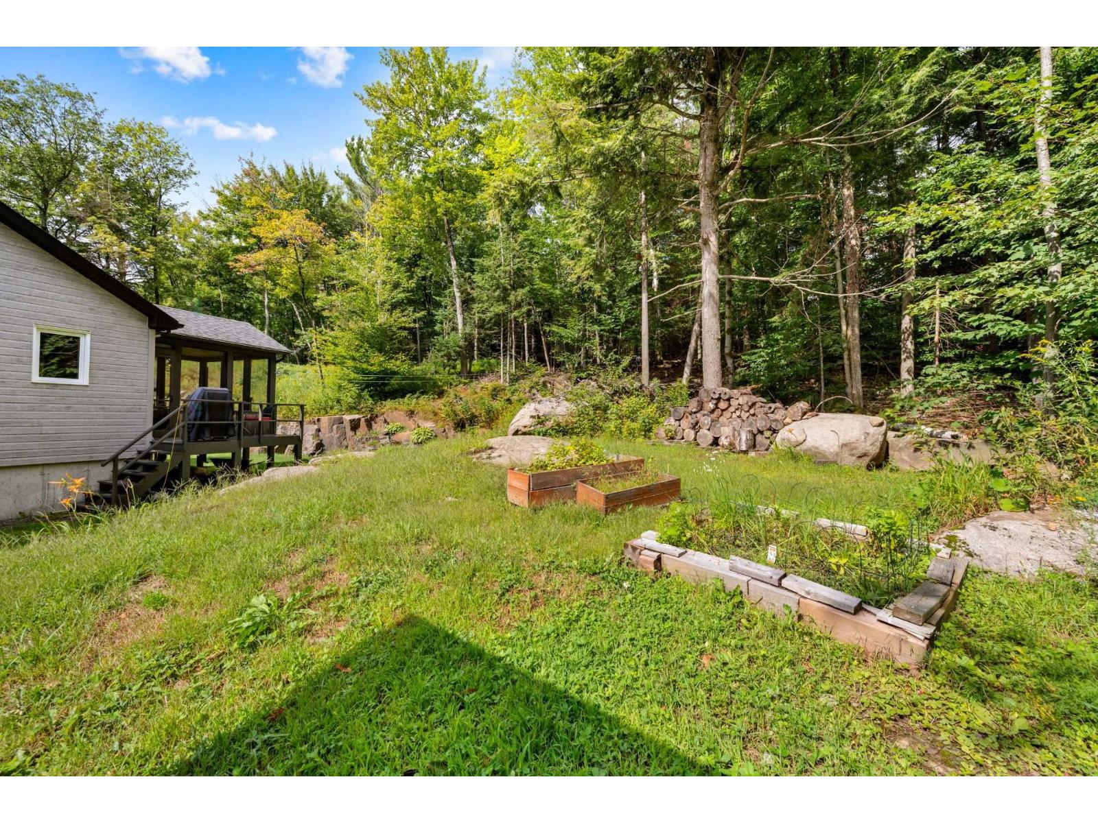 134z Ch. Paquin Property Photo 33