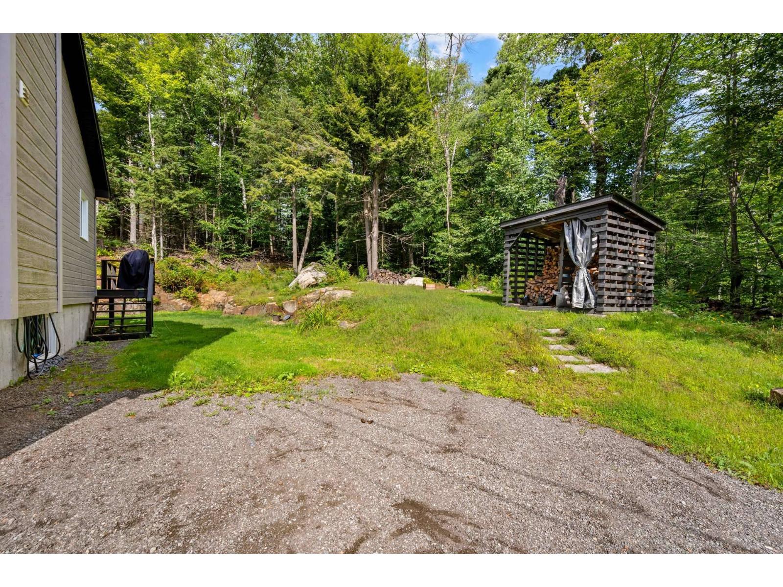 134z Ch. Paquin Property Photo 34