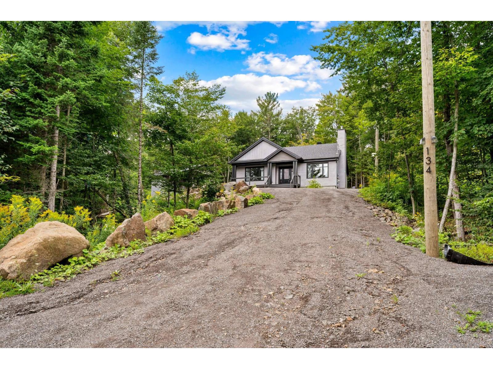 134z Ch. Paquin Property Photo 36