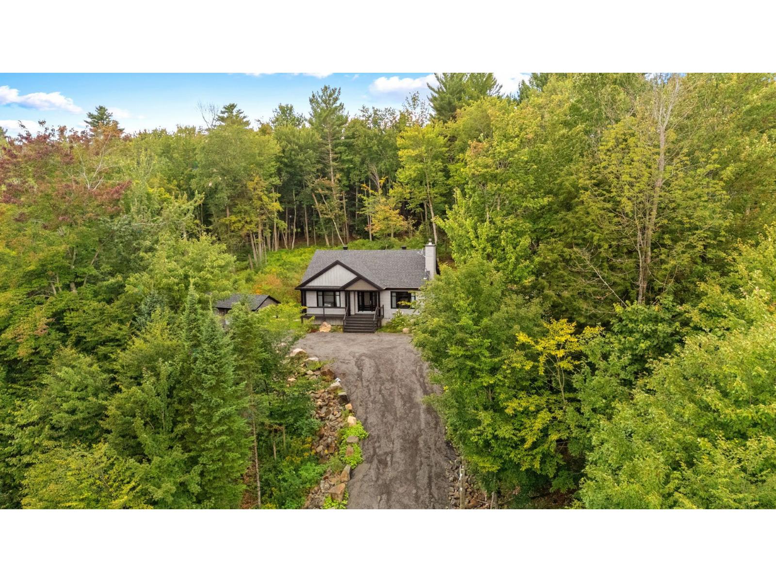 134z Ch. Paquin Property Photo 41