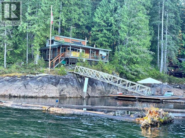 A-10640 Powell Lake Property Photo 1