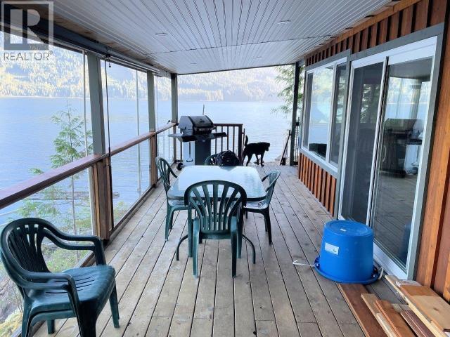 A-10640 Powell Lake Property Photo 5