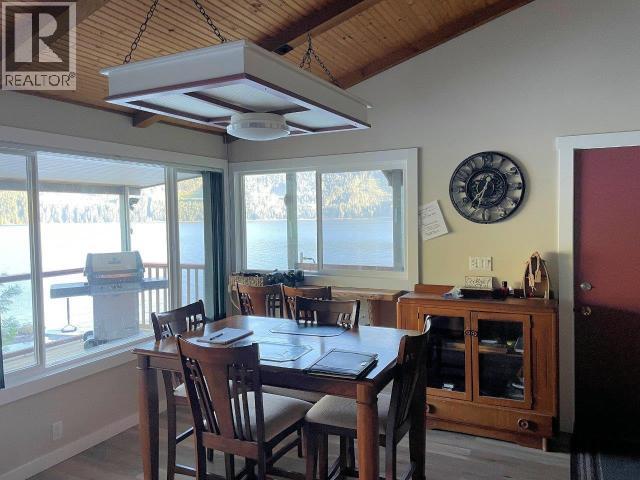 A-10640 Powell Lake Property Photo 10