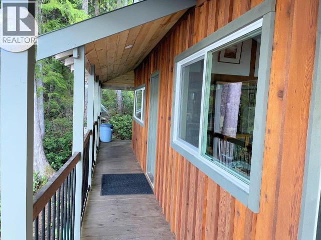 A-10640 Powell Lake Property Photo 19