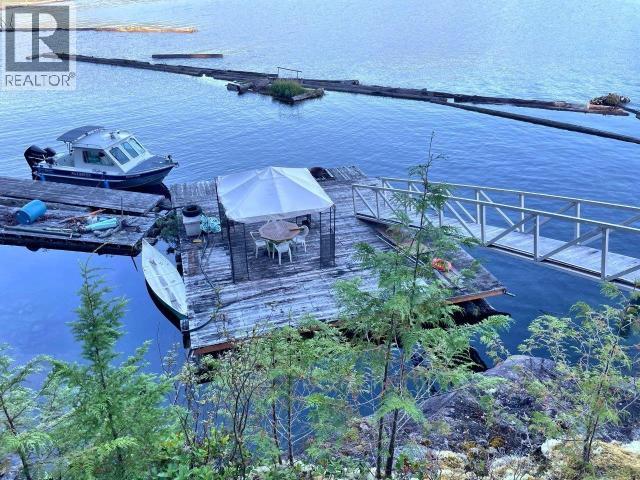 A-10640 Powell Lake Property Photo 20