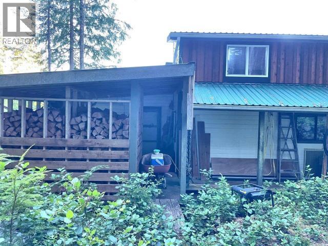A-10640 Powell Lake Property Photo 22