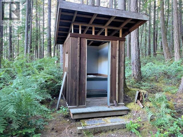 A-10640 Powell Lake Property Photo 23
