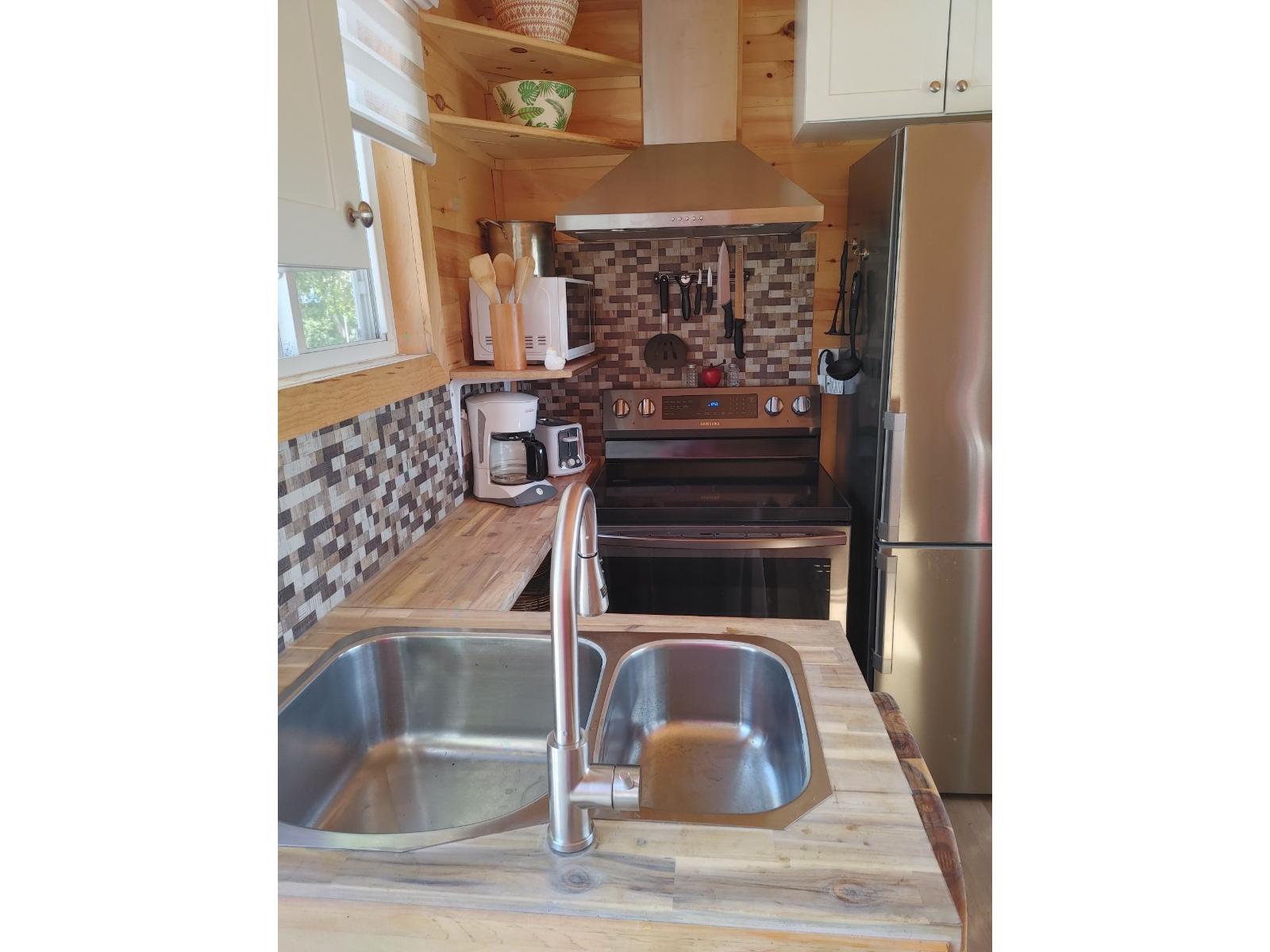 7 Ch. Fortin Property Photo 3