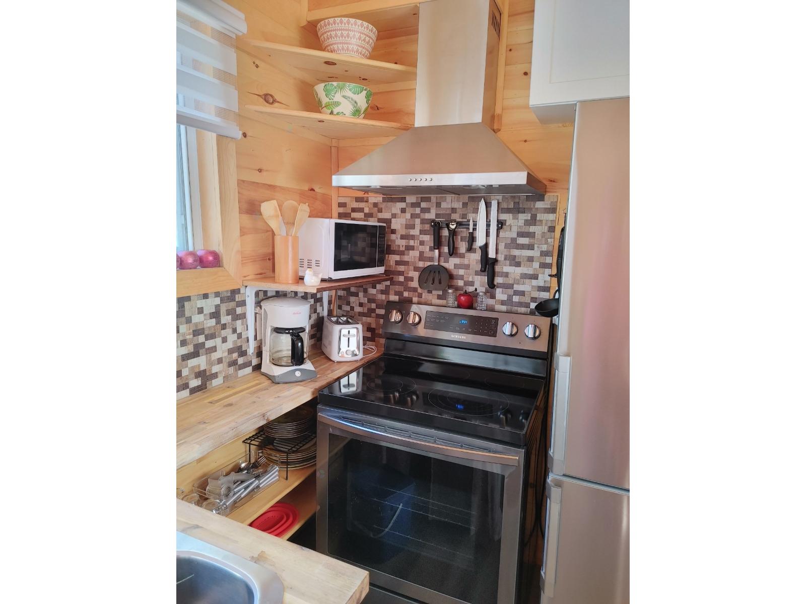 7 Ch. Fortin Property Photo 4