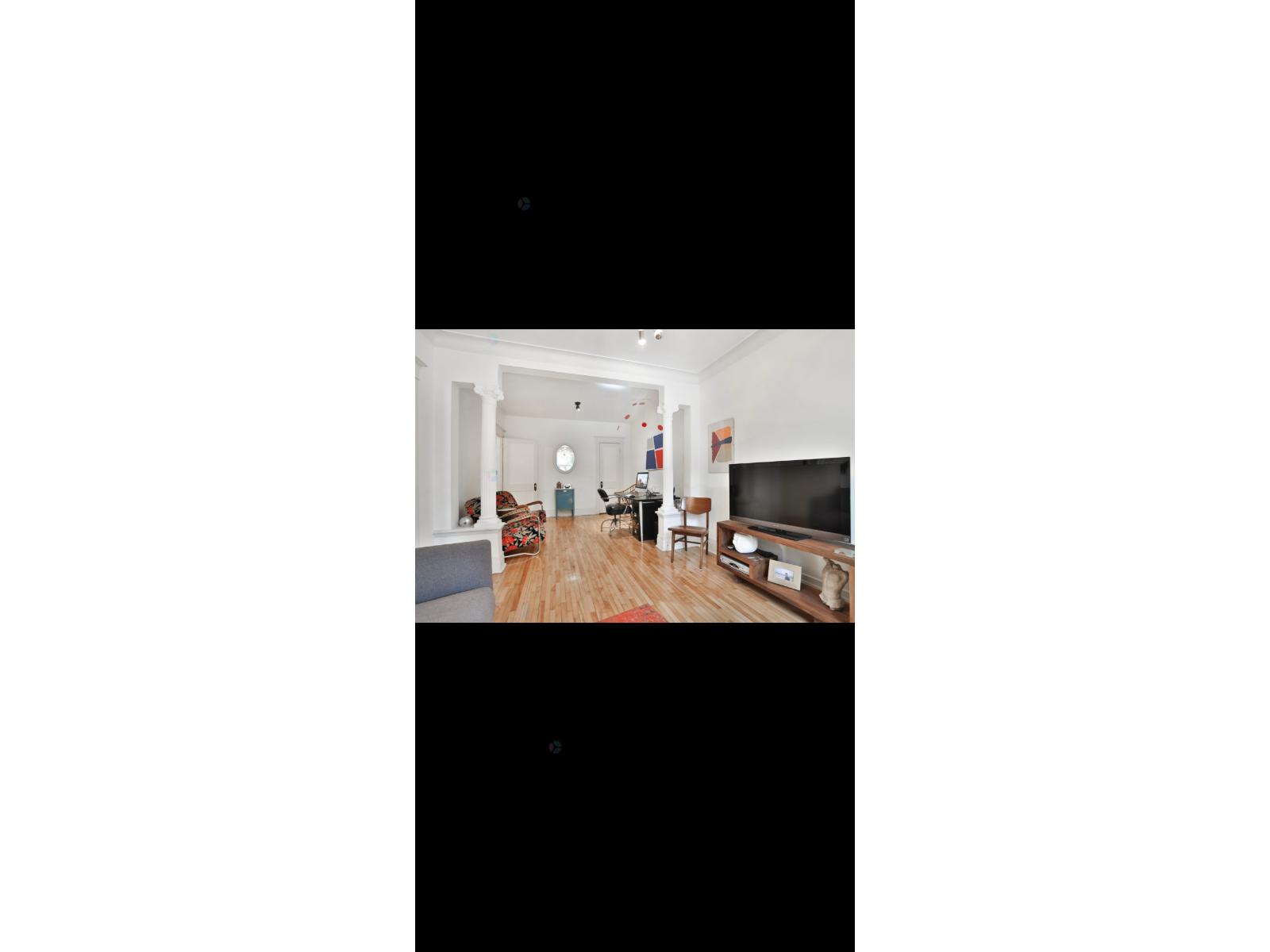 2357 Rue Logan Property Photo 2
