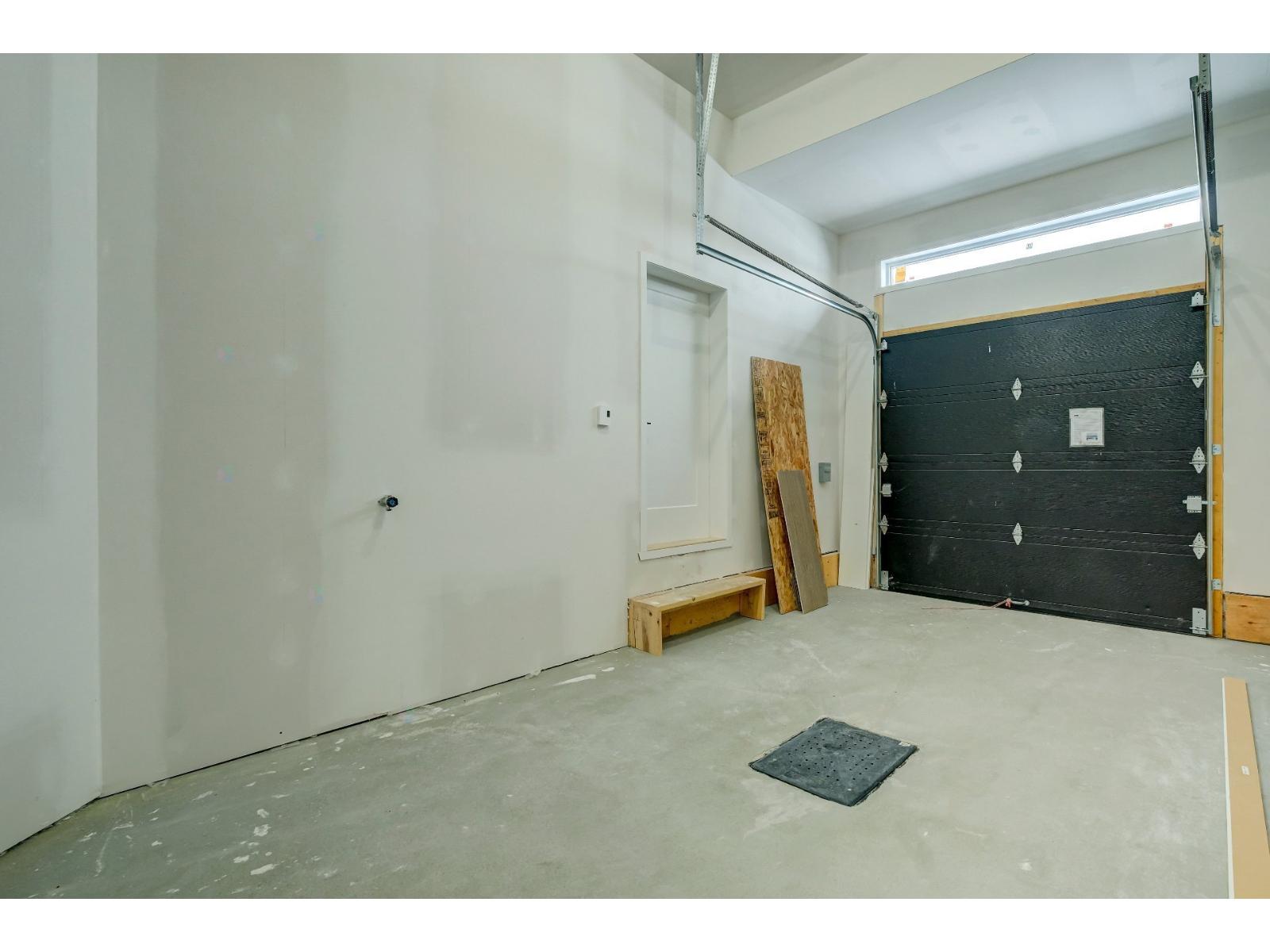 385 Rue Des Marguerites E. Property Photo 38
