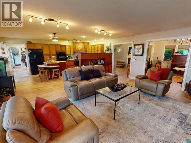 8745 Patricia Road Property Photo 8