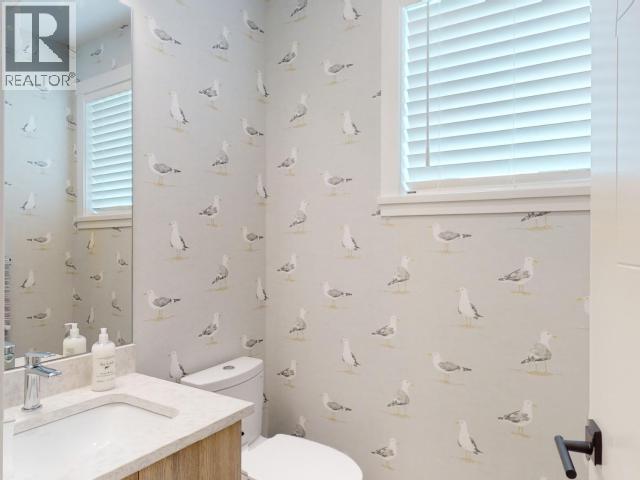 4064 Saturna Ave Property Photo 35