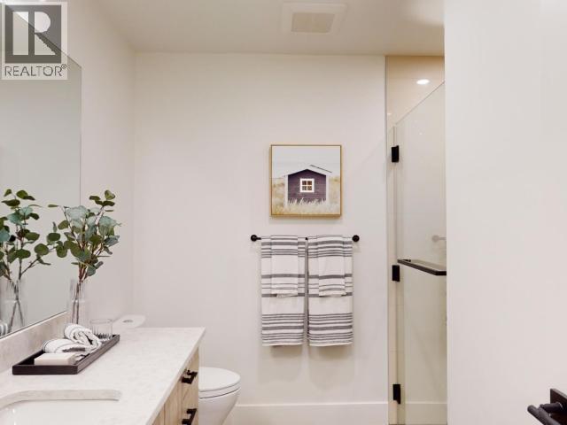 4066 Saturna Ave Property Photo 28